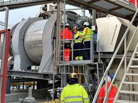 An asphalt mixing plant successfully retrofitted for the use of green hydrogen